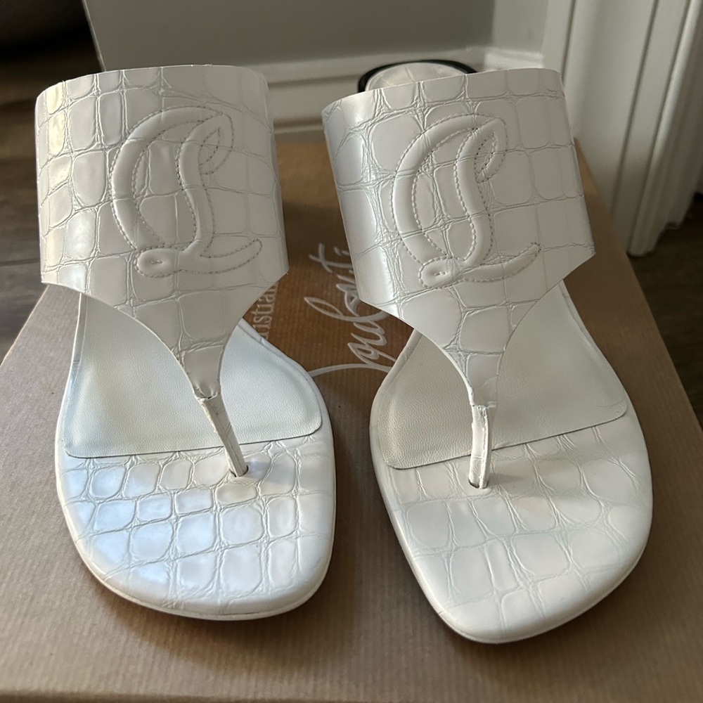 NIB CHRISTIAN LOUBOUTIN TONGAMULE CROC EMBOSSED SANDAL SZ 39.5 9.5